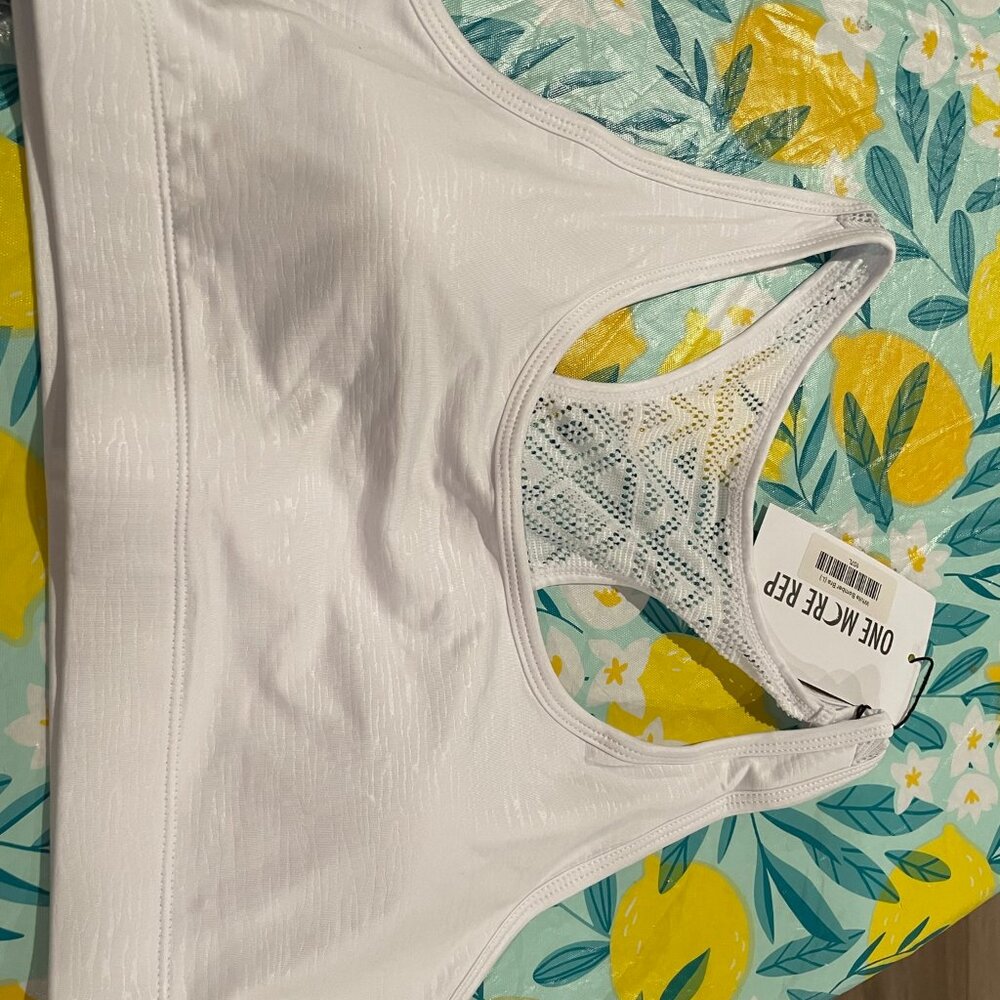 Zyia White Bomber Bra - Picture 2 of 4